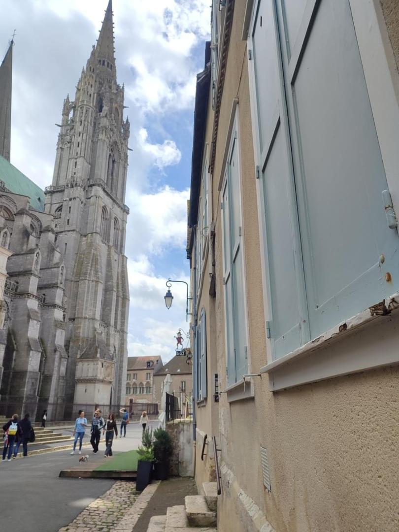 Le Gite De La Cathedrale Chartres Exterior foto